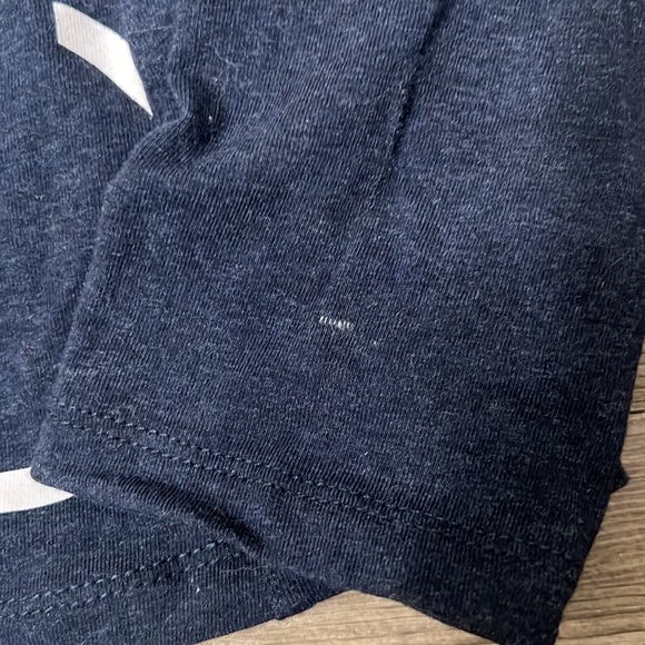 Calvin Klein Performance Dark Navy Long Sleeve Tee NWT - Picture 3 of 6